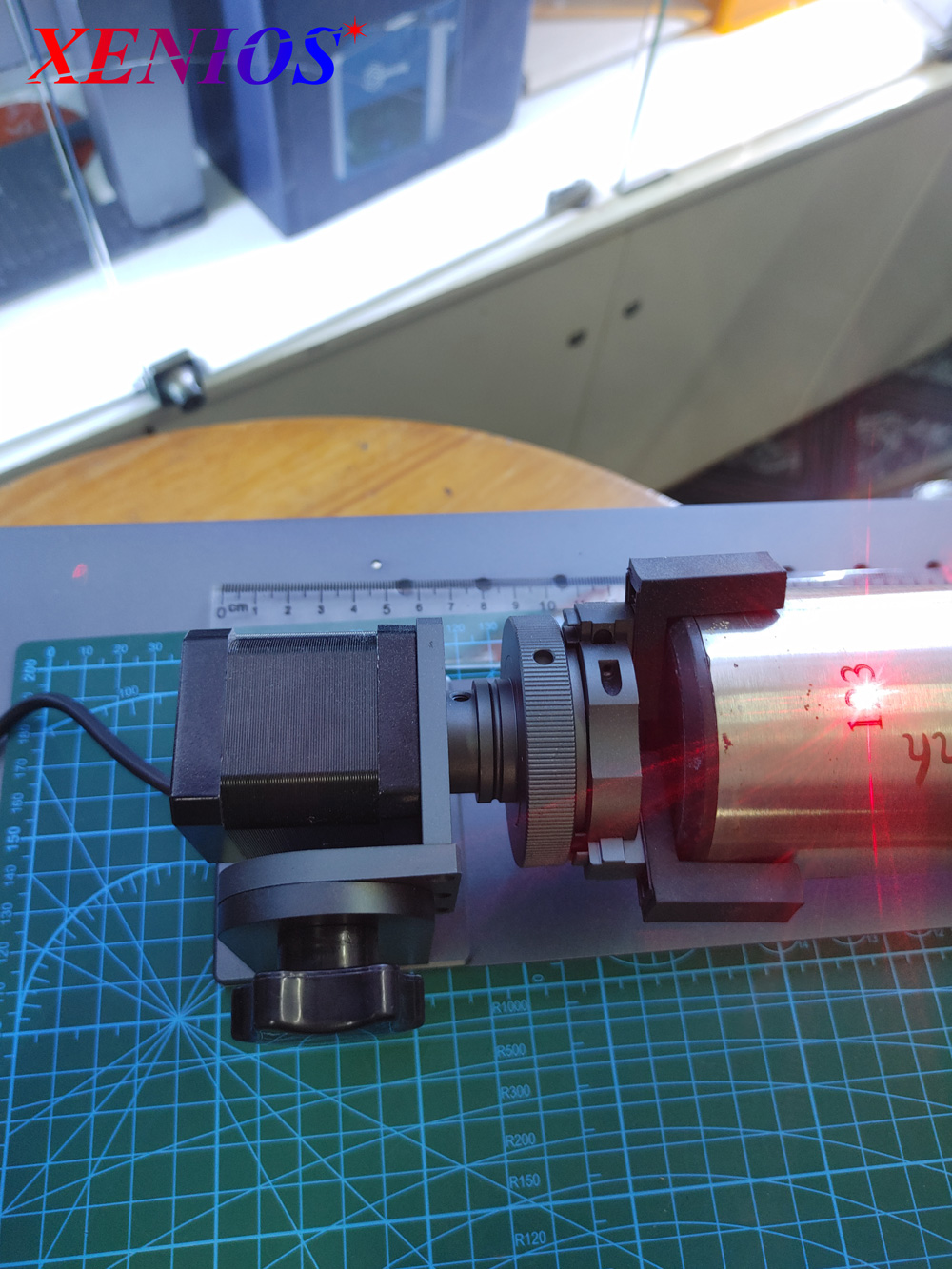 Máy-laser-UV-Xenios-UV-5W-chất-lượng-cao-mini-khắc-thủy-tinh,-gốm